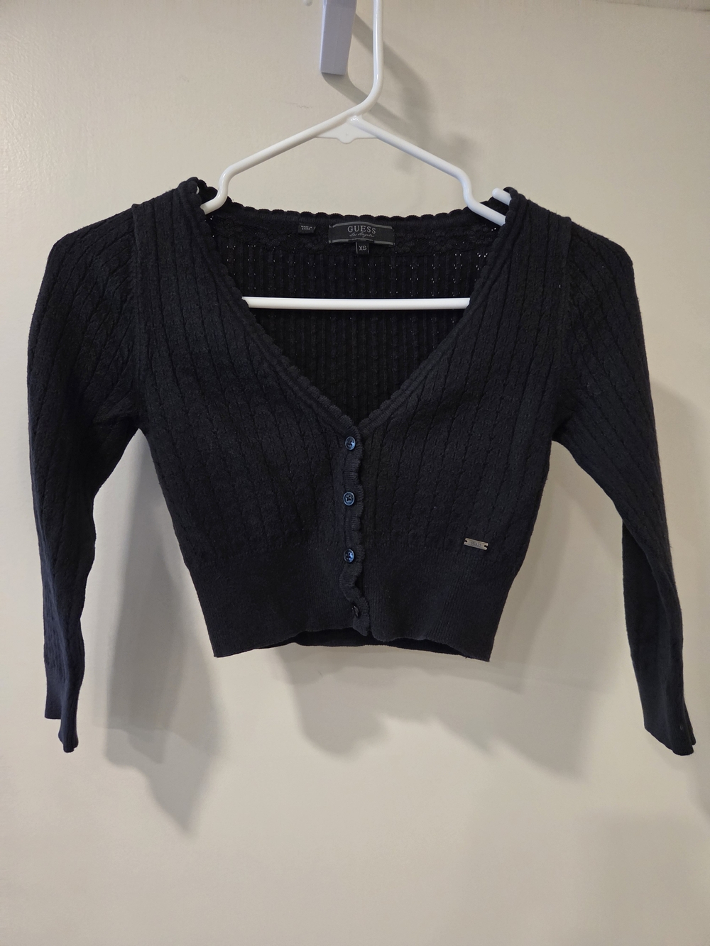 GUESS Black Ribbed Cropped V-Neck Cardigan